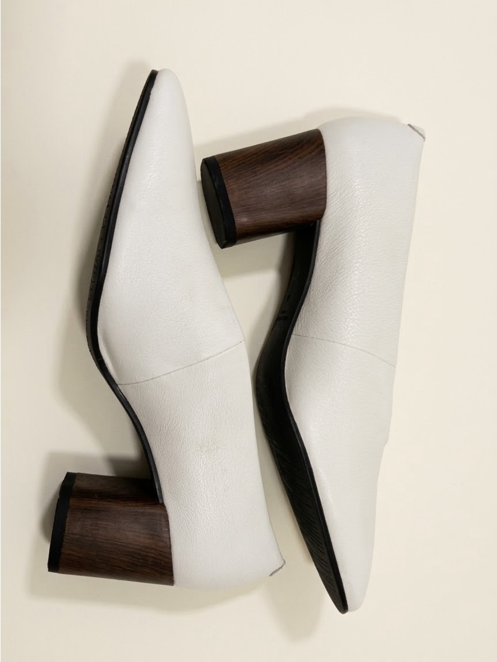 Vagabond Shoemakers Off-White Leather Pumps NEW size 40 EU